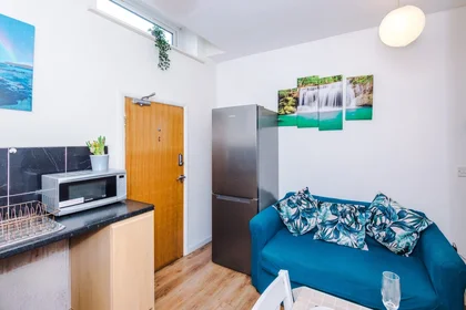 Dairenin tamamı konumu Flat 5, Pendleton Way, 10 34 görüntüsü