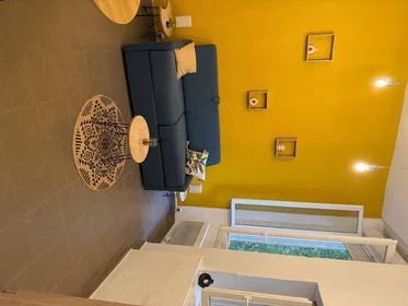 Habitación privada en Nîmes, 30000, imagen 1 de 10