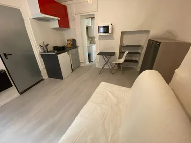 Habitación privada en Perpignan, 66000, imagen 1 de 4