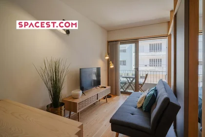 Całe miejsce R. de Pinto Bessa 245, 4300-431 Porto, Portugal, obraz 1 10