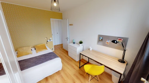 Renting rooms by the month in Lille