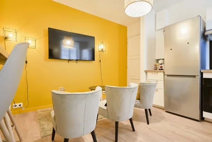 私人房间 在 21 Rue de l'Étape, 51100 Reims, France, 22的图像17