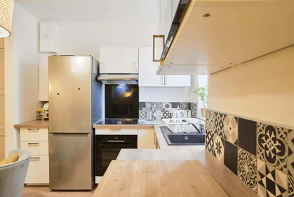 私人房间 在 21 Rue de l'Étape, 51100 Reims, France, 20的图像16