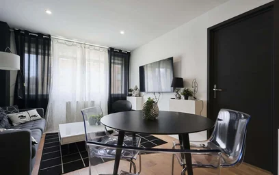 Habitación privada en 29 Av. Major Général Georges Vanier, 10000 Troyes, France, imagen 14 de 22