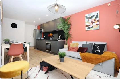 Habitación privada en 1 Av. de la Calypso, 44000 Nantes, France, imagen 3 de 6