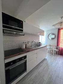 Stanza privata in 20 Rue des Guillemets, 10000 Troyes, France, immagine 4 di 6