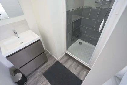 Private room at 1 Rue Cardinal Suhard, 51100 Reims, France, image 6 of 15