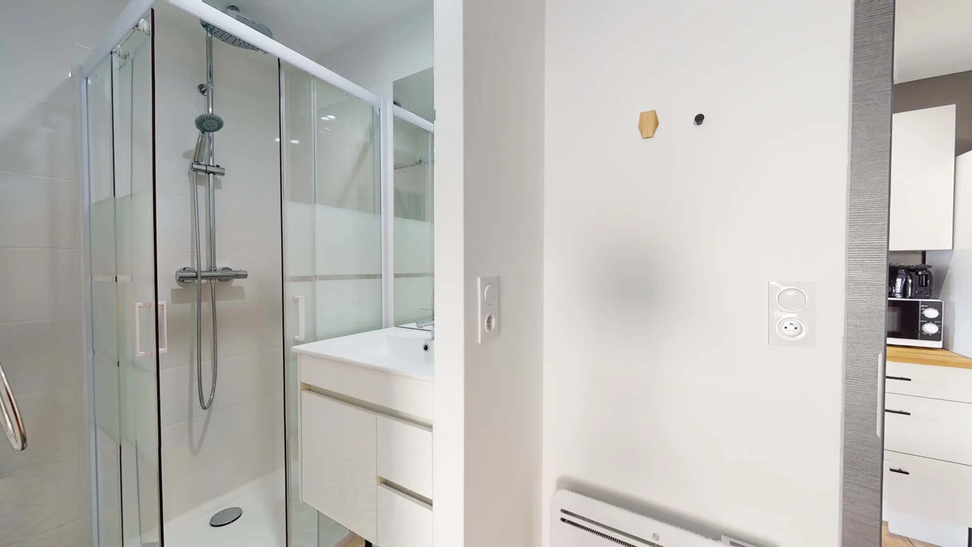 Budget-friendly student room close to campus in 