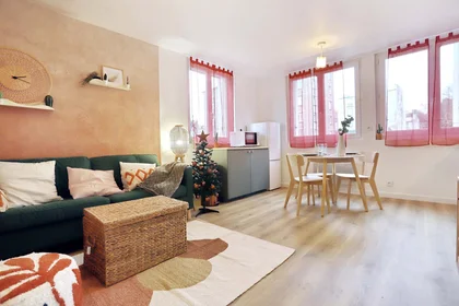 Quarto privado em 12 Rue Saint-Pol Roux, 29200 Brest, France, imagem 4 de 7