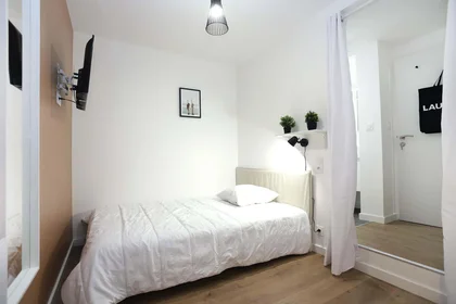 Private room at 7 Rue Caffarelli, 29200 Brest, France, image 1 of 9