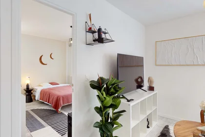 Habitación privada en 2 Quai Jacques Anquetil, 76100 Rouen, France, imagen 7 de 10