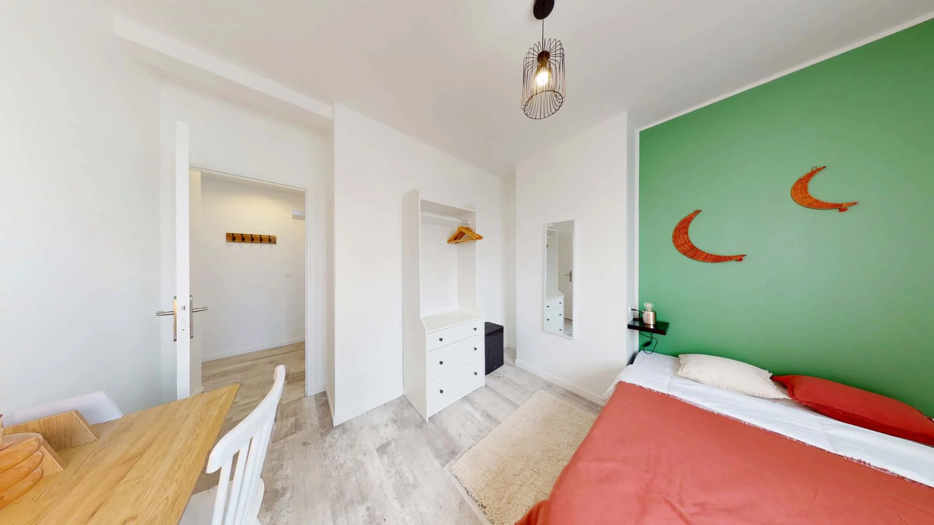 Habitación en apartamento estudiantil en alquiler en , completamente amueblado