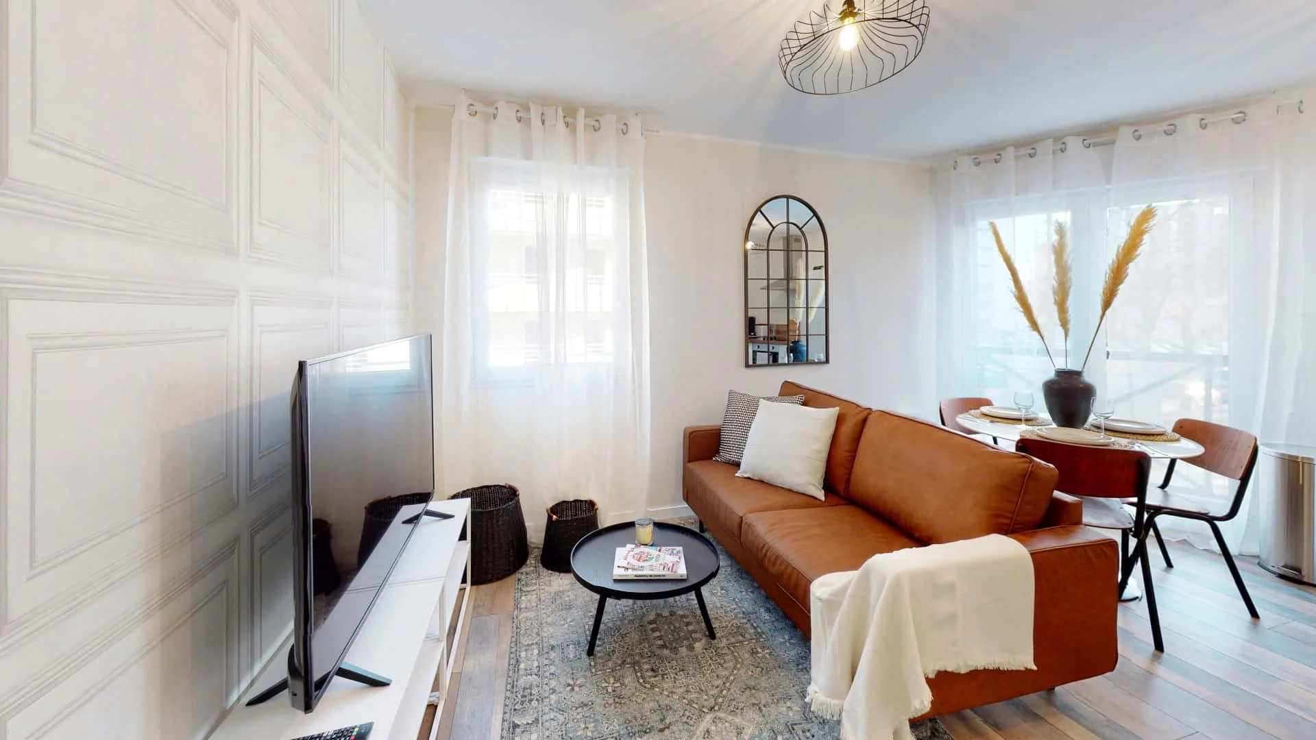 Quarto para alugar em apartamento de estudantes em , totalmente mobilado