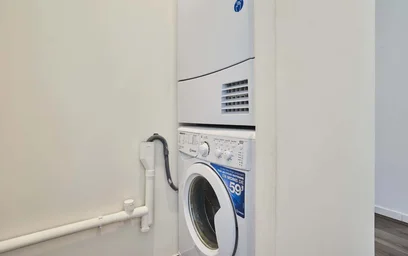 Private room at 1 Rue Cardinal Suhard, 51100 Reims, France, image 15 of 15