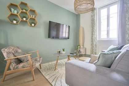 私人房间 在 14 Rue des Augustins, 51100 Reims, France, 20的图像15