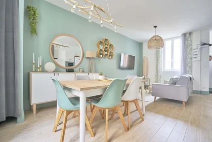 私人房间 在 14 Rue des Augustins, 51100 Reims, France, 20的图像10
