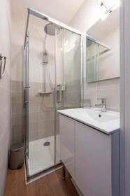 Private room at 36 Rue de Metz, 21000 Dijon, France, image 2 of 17