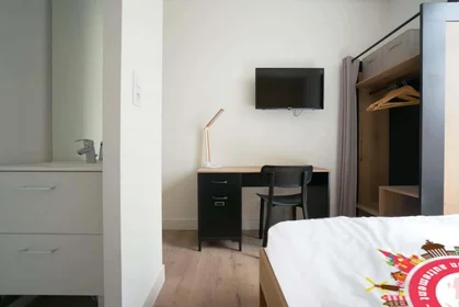 Özel oda konumu 24 Rue Pierre de Sivry, 54000 Nancy, France, 4 16 görüntüsü