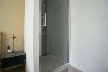 Özel oda konumu 24 Rue Pierre de Sivry, 54000 Nancy, France, 5 16 görüntüsü