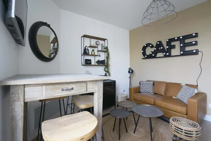 Özel oda konumu 24 Rue Pierre de Sivry, 54000 Nancy, France, 10 16 görüntüsü
