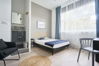 Habitación privada en 20 Rue de Beauvais, 80000 Amiens, France, imagen 1 de 10