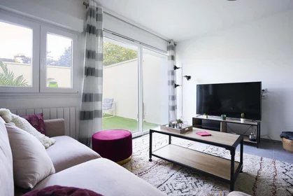 Chambre privée à 81 Rue le Mongnier, 80090 Amiens, France, image 15 de 21