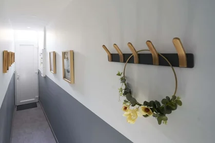 Chambre privée à 81 Rue le Mongnier, 80090 Amiens, France, image 21 de 21
