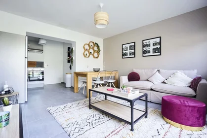 Chambre privée à 81 Rue le Mongnier, 80090 Amiens, France, image 8 de 21