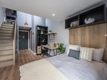 Quarto privado em Carters Yard 12 Dumbarton Rd, Stirling FK8 2FB, United Kingdom, imagem 1 de 10