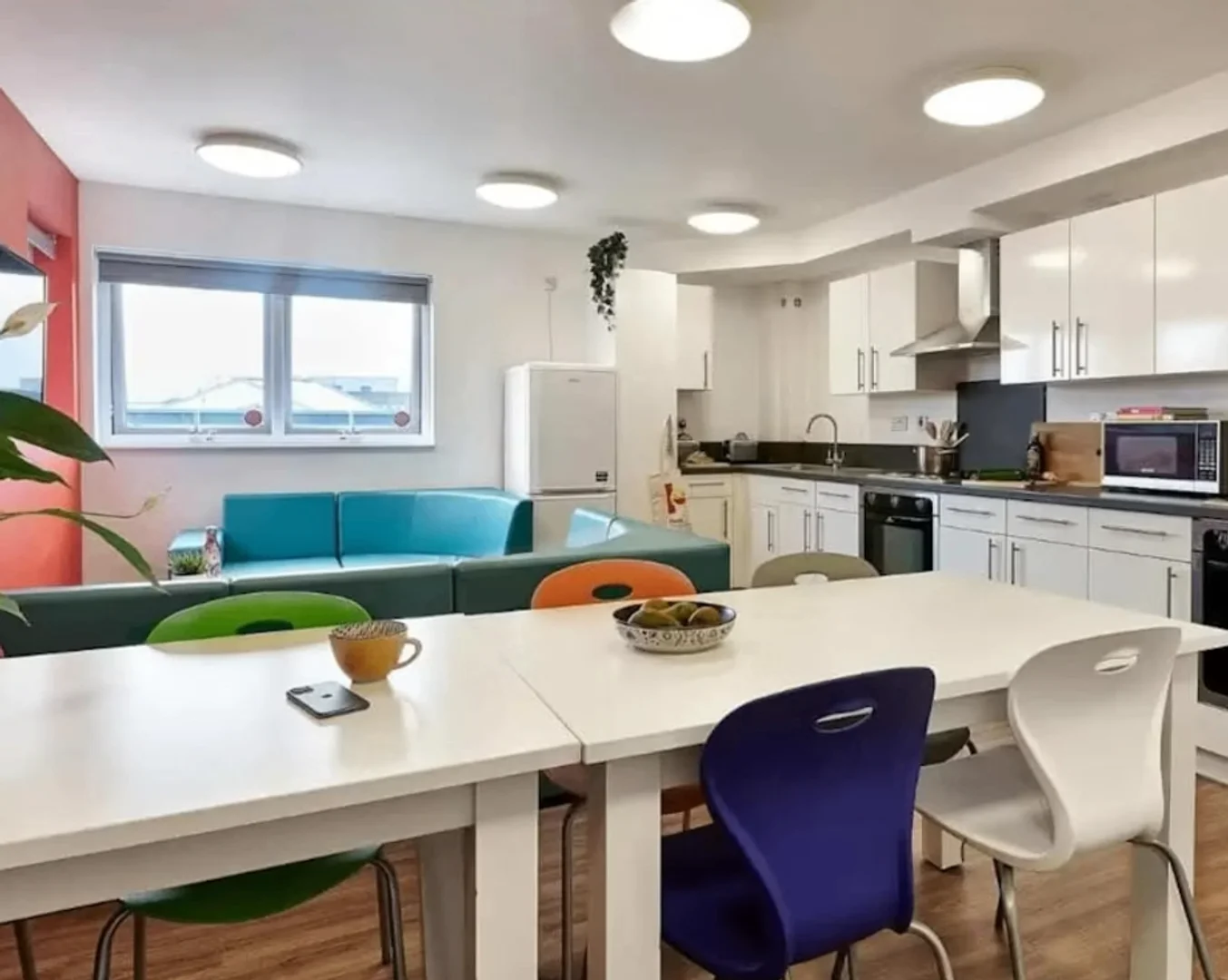 Budget-friendly student room close to campus in 