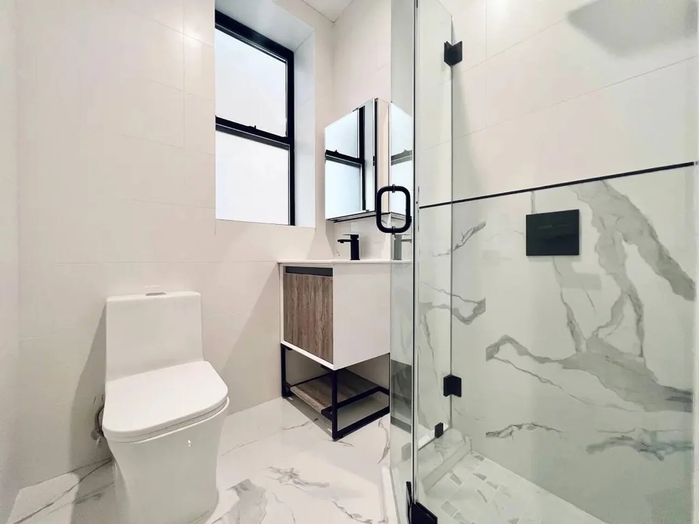 325 Putnam Ave, 2L, Brooklyn NY, 11216, 2L, Bedford-Stuyvesant, New York, NY, 11216