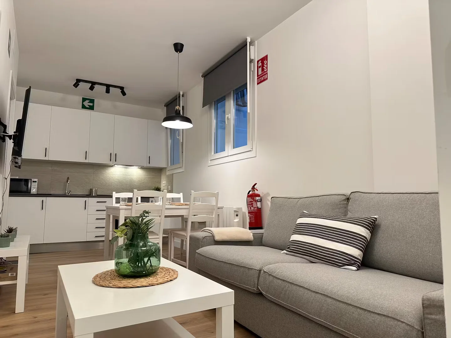 Camera per studenti in  con area studio e servizi in comune