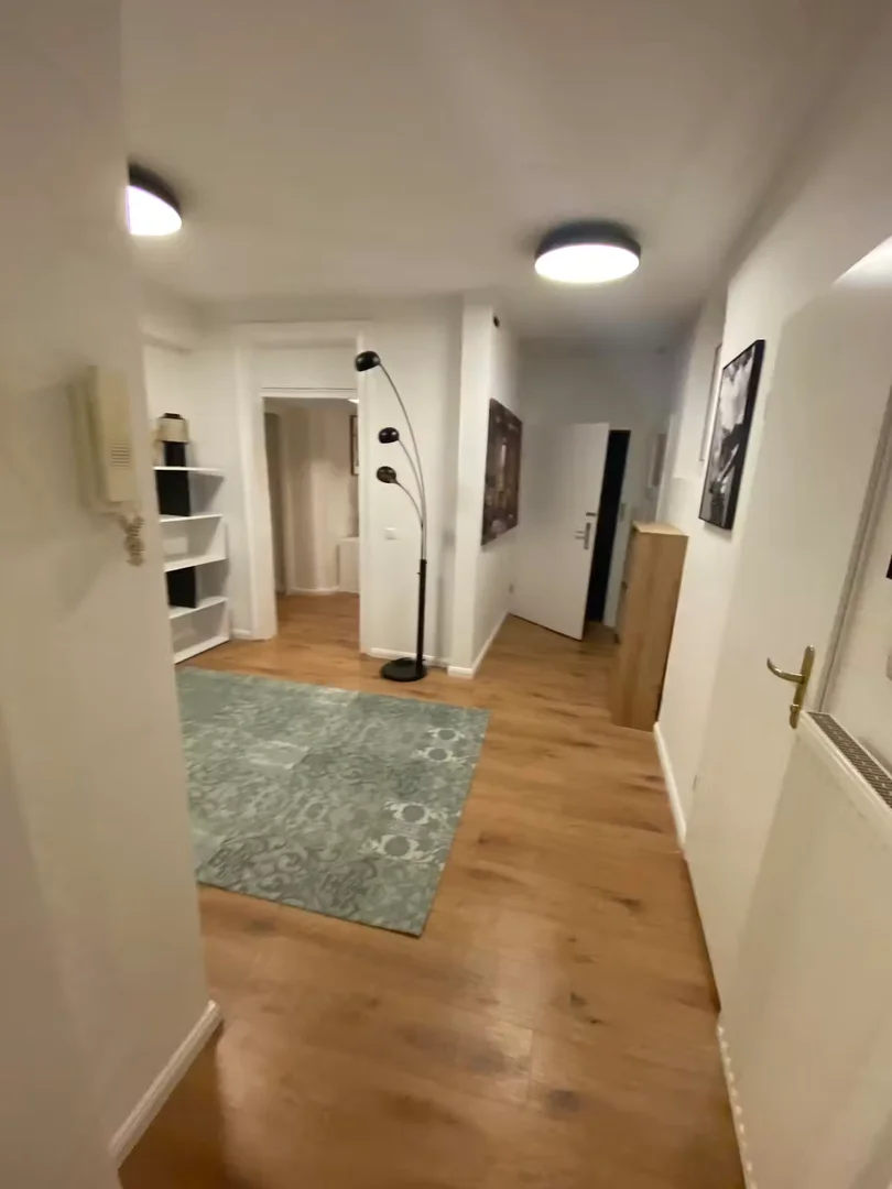 Quarto acolhedor para estudantes disponível em 