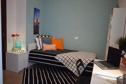 Privatzimmer in der Via Rocca d'Anfo, , bild 1 von 10