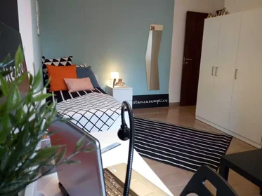 Quarto privado em Via Rocca d'Anfo, , imagem 1 de 10