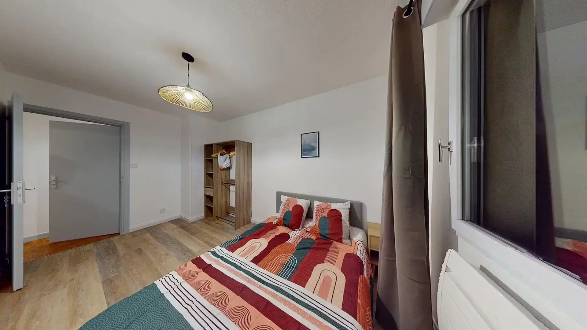 Habitación para estudiantes en  con modernas comodidades