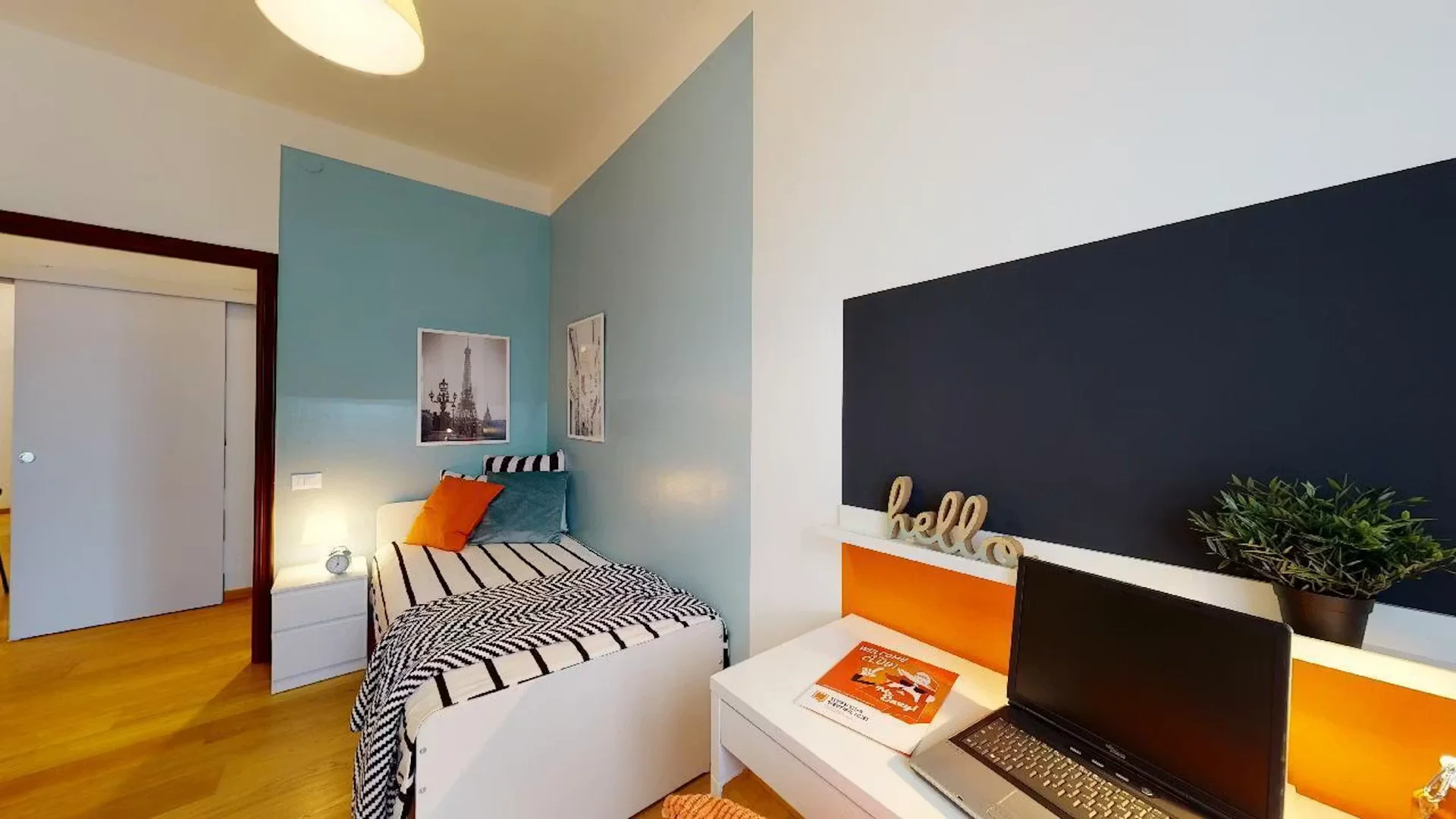Habitación para estudiantes en con área de estudio y facilidades compartidas