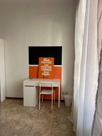 Privatzimmer in der Via Guglielmo Franzinetti, , bild 7 von 10
