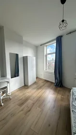 Apartamento inteiro em Boergoensestraat, Charlois, imagem 5 de 8
