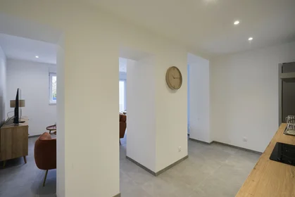Özel oda konumu 44 rue Ledru-Rollin, 11 26 görüntüsü