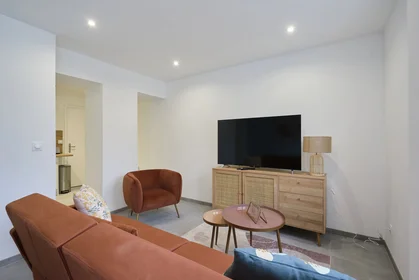Özel oda konumu 44 rue Ledru-Rollin, 8 26 görüntüsü