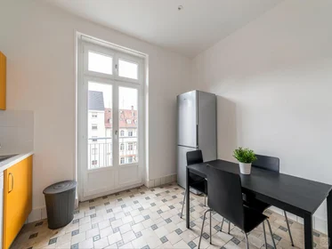 Habitación privada en Poincaré (centre ville), Strasbourg, imagen 4 de 6