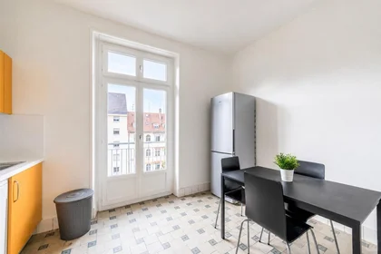 Private room at Poincaré (centre ville), Strasbourg, image 3 of 6