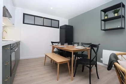 Habitación privada en 6 Rue Henri de Bournazel, 29200 Brest, France, imagen 6 de 8