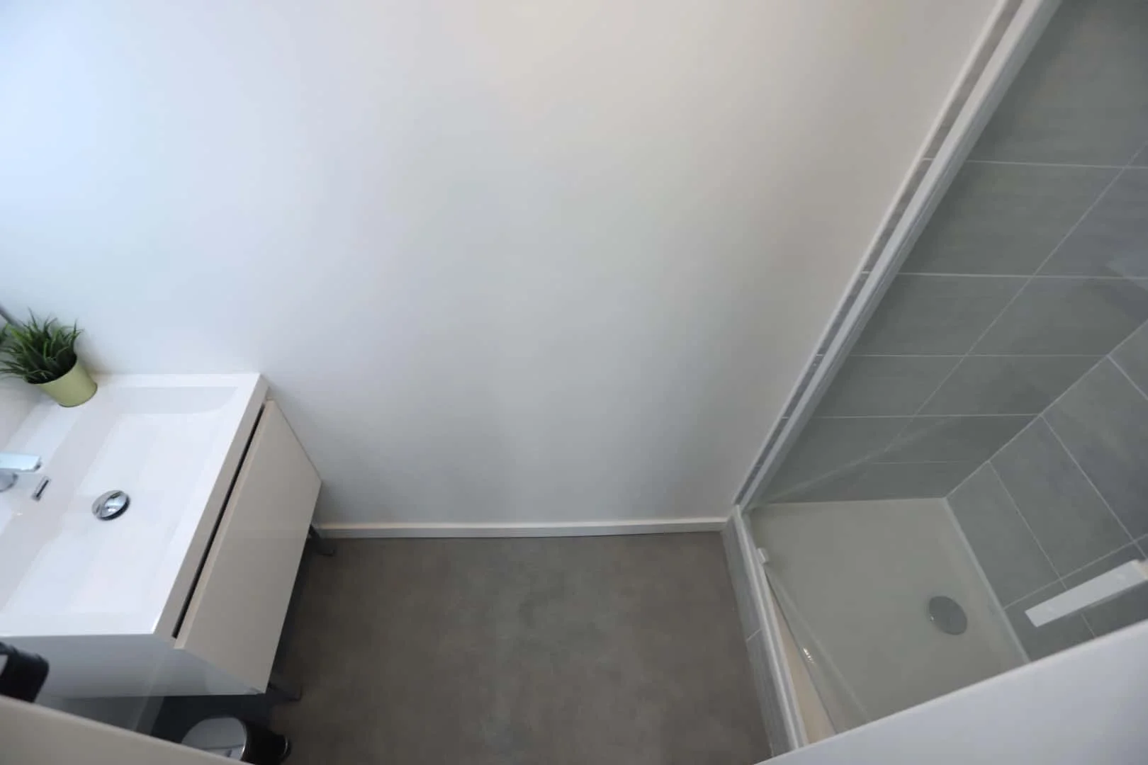 Habitación estudiantil económica cerca del campus en 