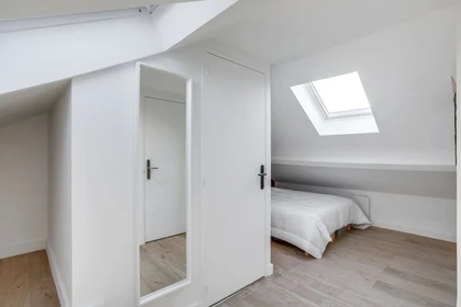 Room for rent in a shared flat in Lille