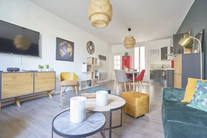 Room for rent in a shared flat in Reims