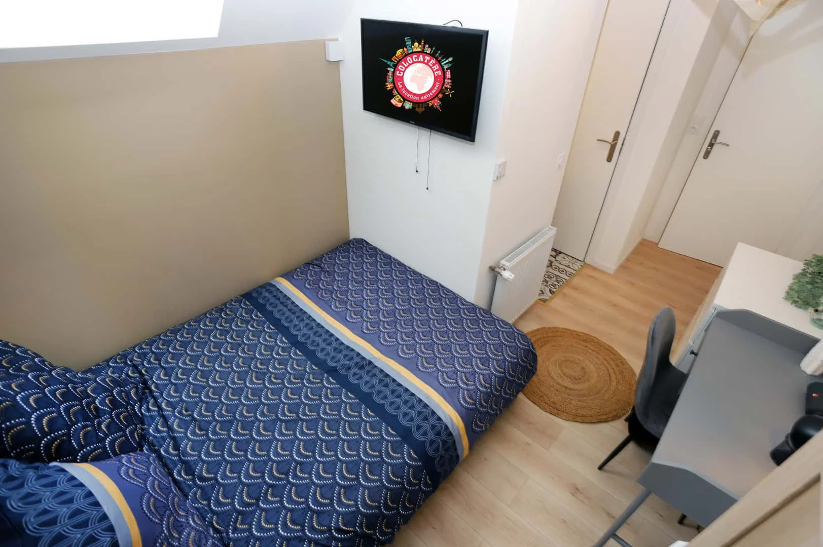 Habitación estudiantil económica cerca del campus en 