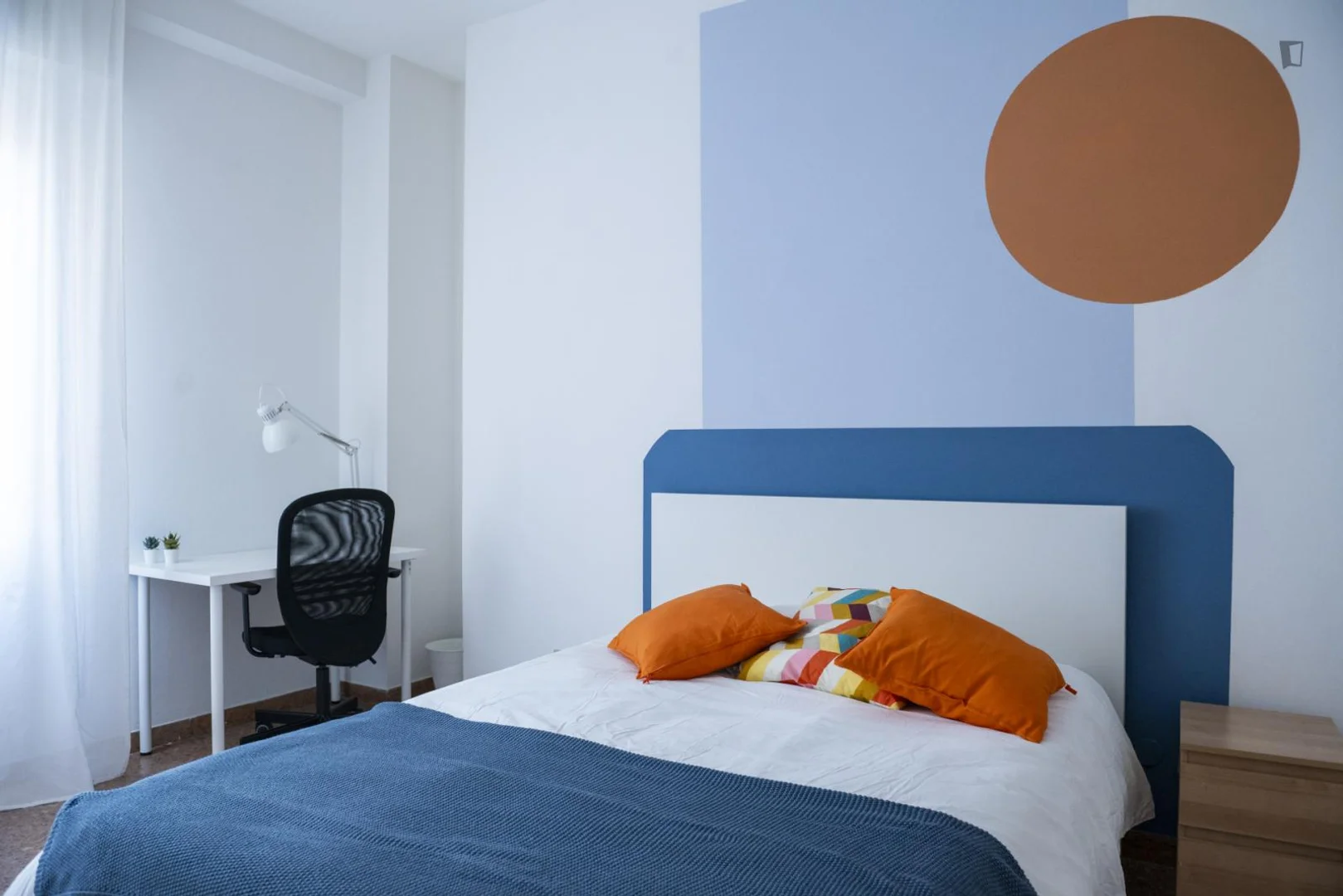 Zimmer in Studentenwohnung in  zu vermieten, voll möbliert