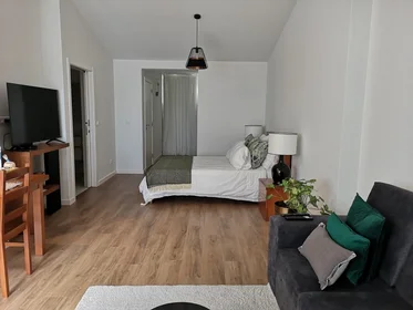 Gesamte Unterkunft in der Rua António Joaquim Nunes da Silva 59, bild 12 von 23